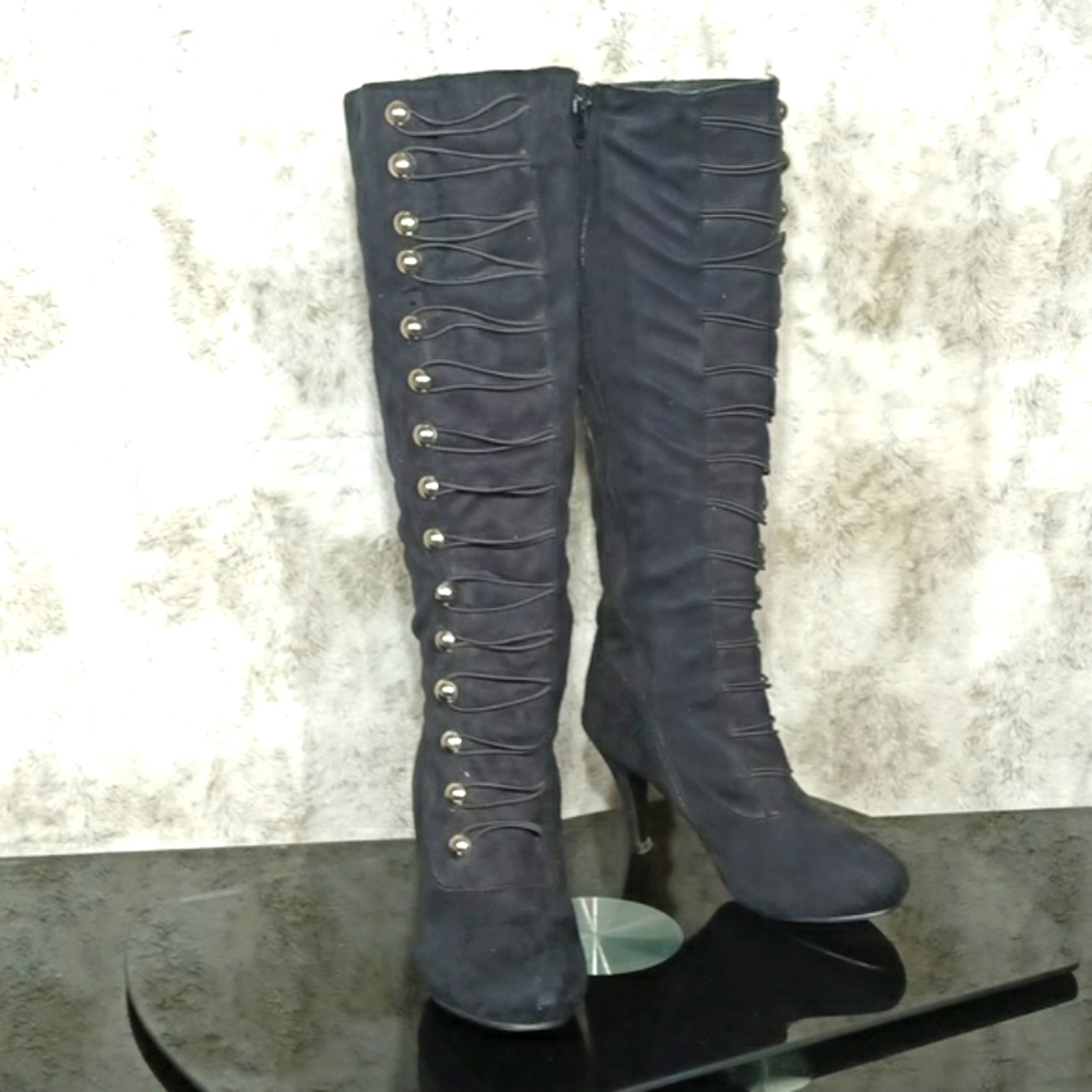 Vintage Inspired Over Knee Boots Featuring Soft Vegan Suede Size 8 - Picture 3 of 16